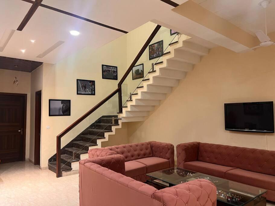 5Bhk Home Away From Home At Ranjit Avenue Амрітсар Екстер'єр фото
